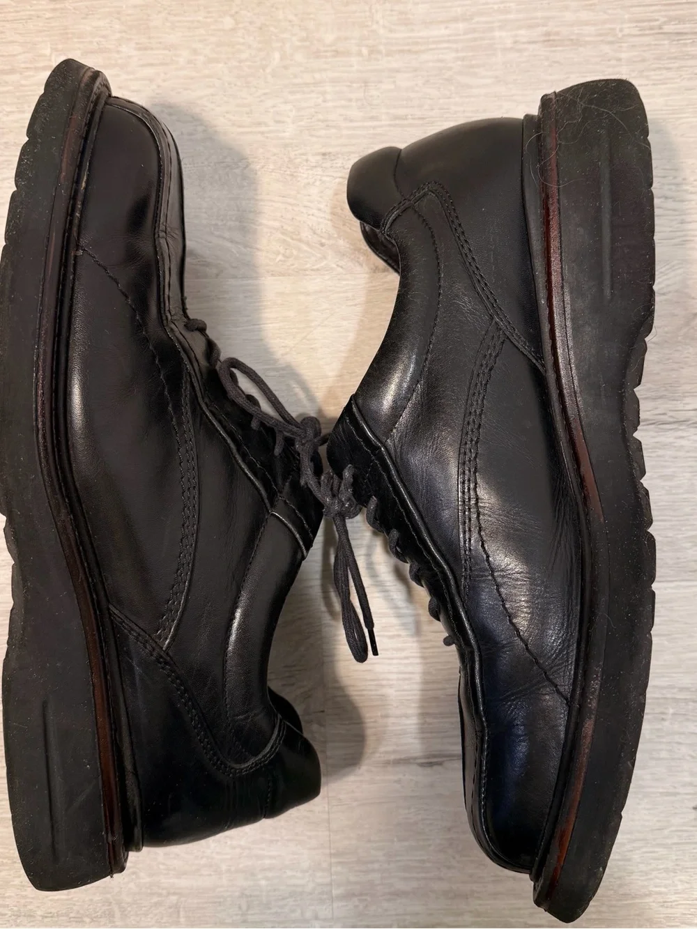 EUC BROWN Shoe Black Leather Men’s Size 11M, Made in Italy